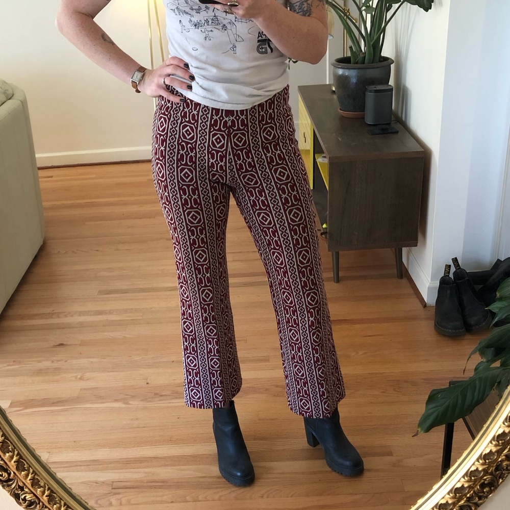 Vintage patterned stretchy pants